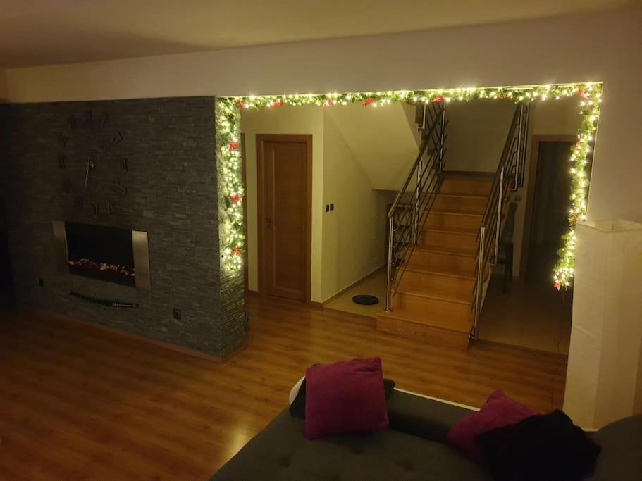 Mezonetovy Apartman V Centre Novej Dubnice Illava Kültér fotó